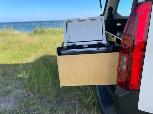 Kompressorkøleboks 25L - Perfekt til din bil eller campervan. Passer til en camperbox fra LangelandCampers. Camperkøkken eller køkken i bilen.