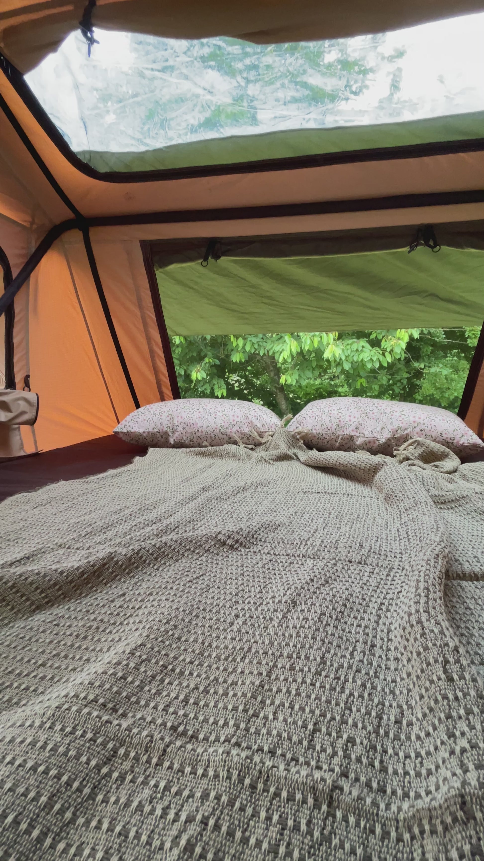 Badetelt eller omklædningsrum. Tilbehør til dit tagtelt. Perfekt til din campervan!